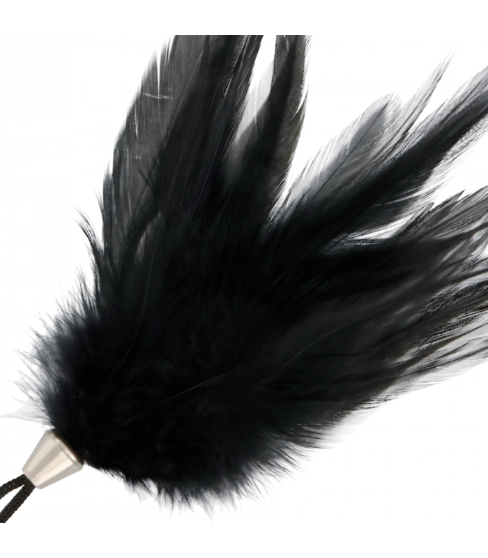 DARKNESS PLUMA ESTIMULADORA NEGRO 17CM