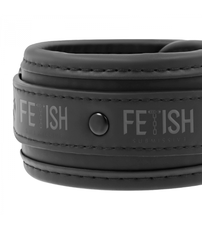 FETISH SUBMISSIVE POSICIoN MASTER CON 4 ESPOSAS